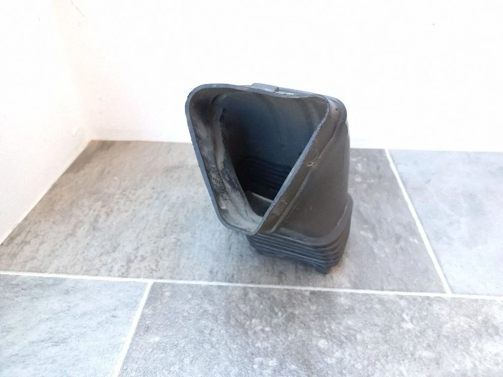 Część kanału dolotowego 4F0129739B