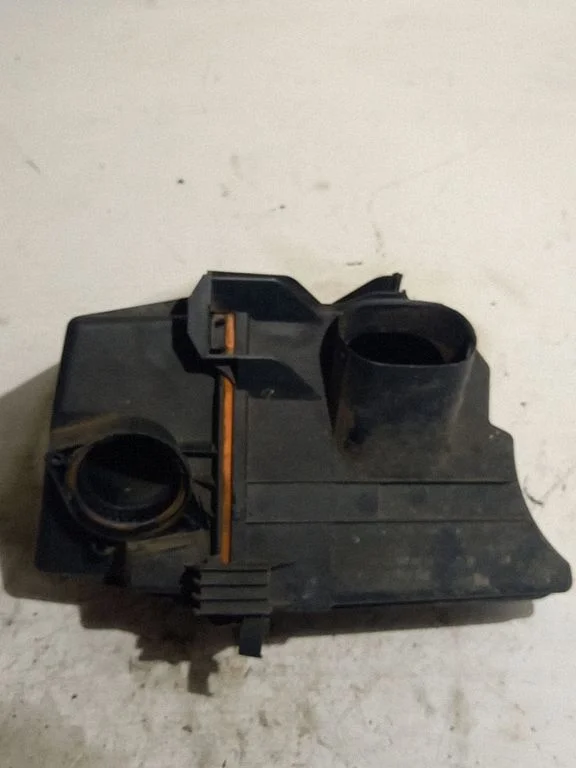 Õhufiltri korpus 6Q0183
