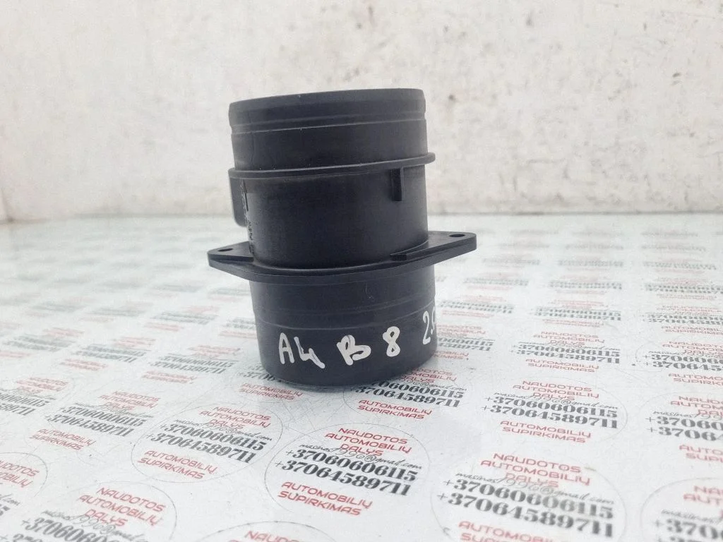 Przepływomierz powietrza 03G906461C