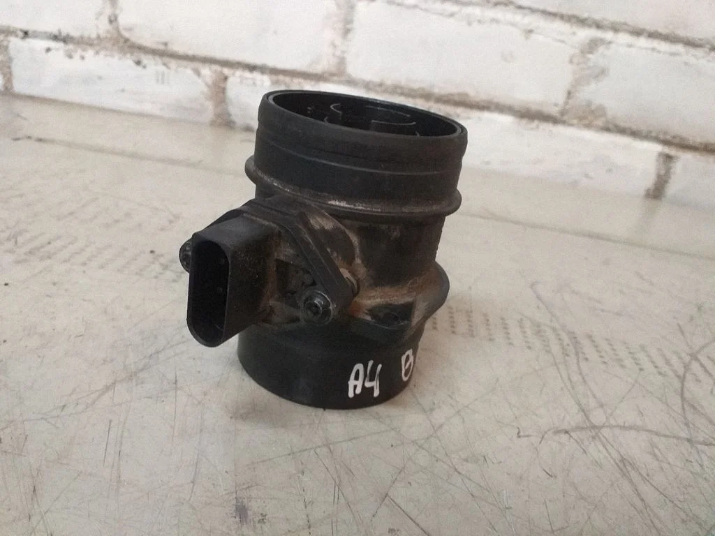 Õhumassimõõtur 074906461B