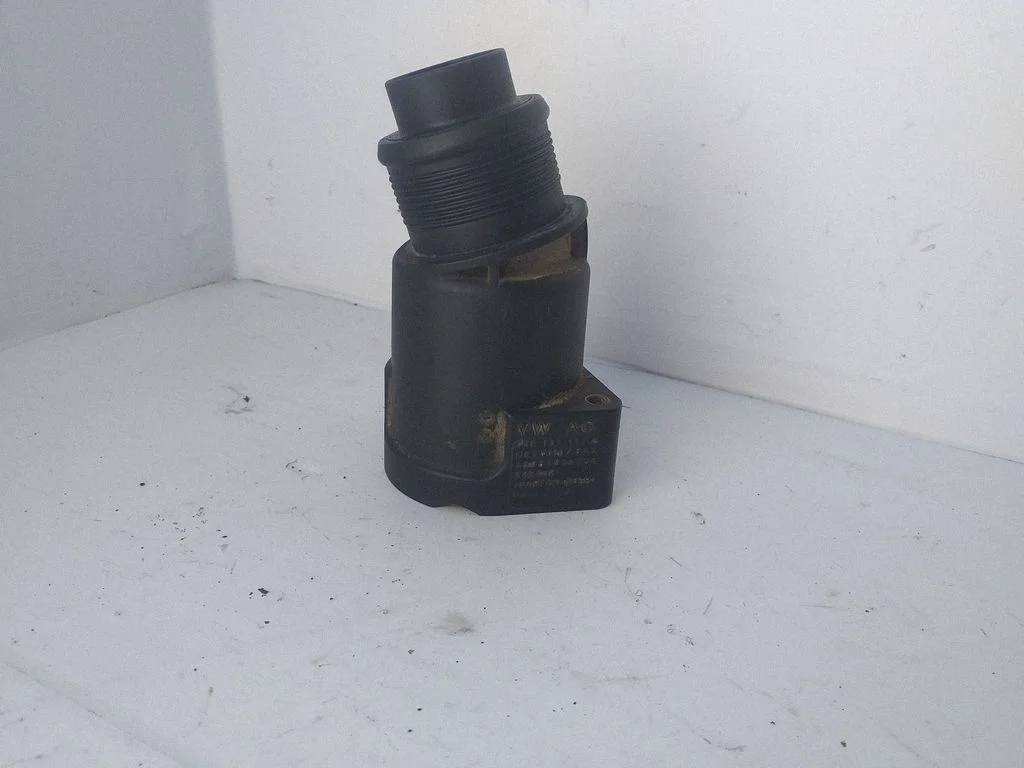 Rura dolotowa turbosprężarki 03L131111