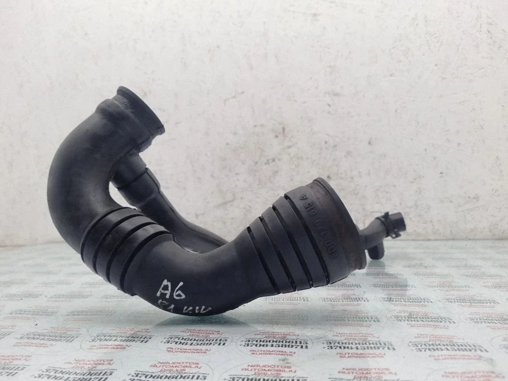 Air intake hose/pipe 8D0129615A