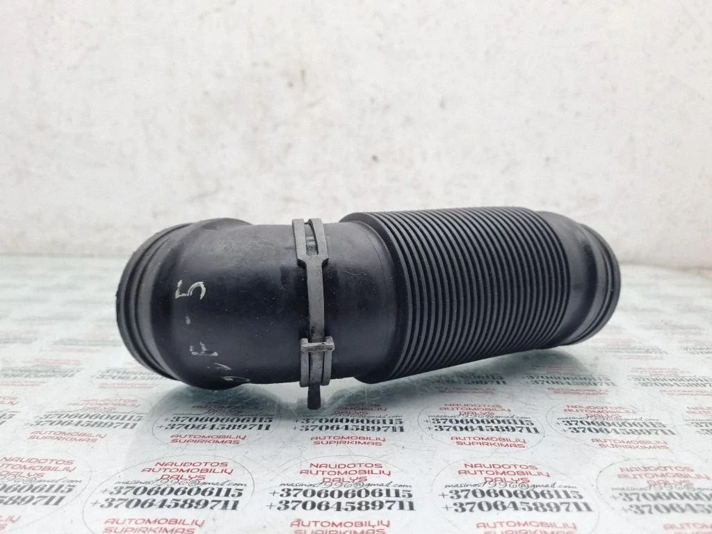 Air intake hose/pipe