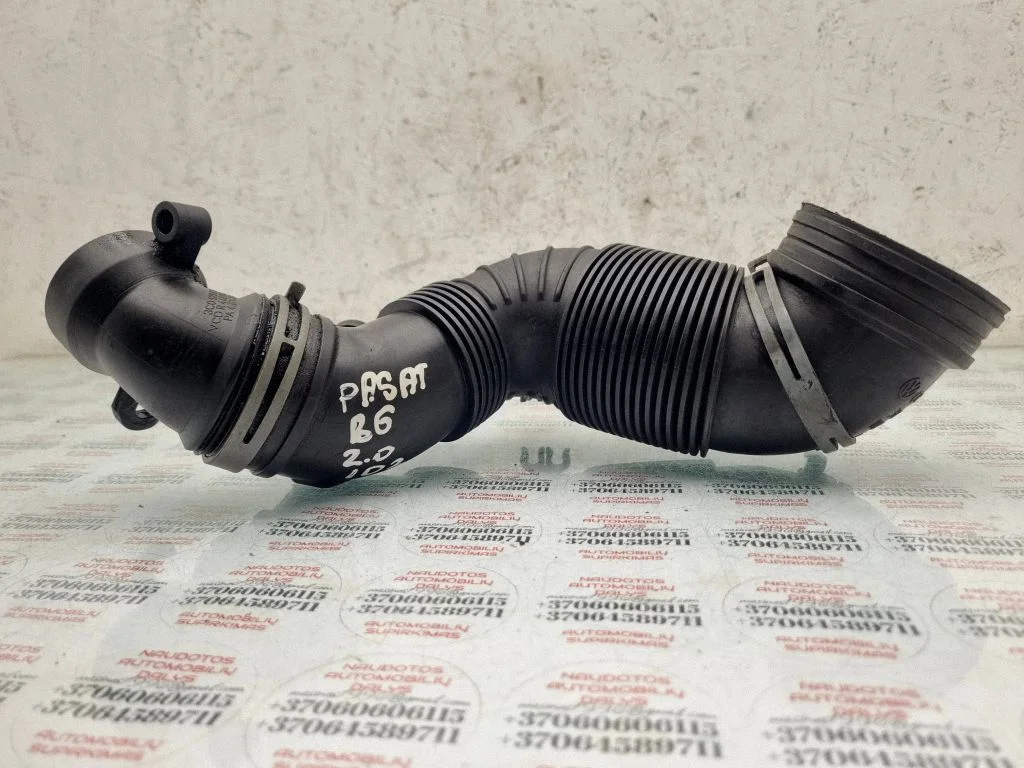 Õhu sisselaske voolik (-ud)/ toru (-d) – Volkswagen Passat B6 (2005-2010)