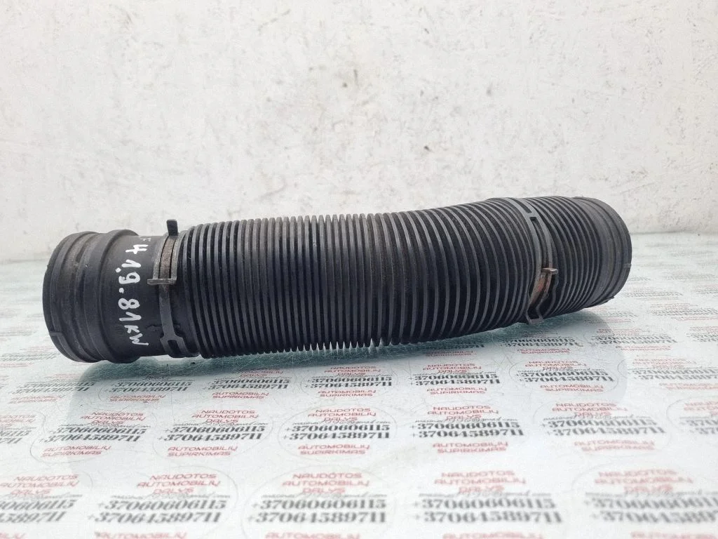 Air intake hose/pipe 1J0129684