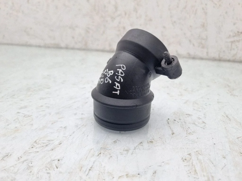 Õhu sisselaske voolik (-ud)/ toru (-d) 3C0129635