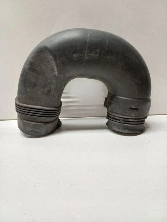 Air intake hose/pipe – Skoda Octavia Mk3 (5E) (2013-2019)