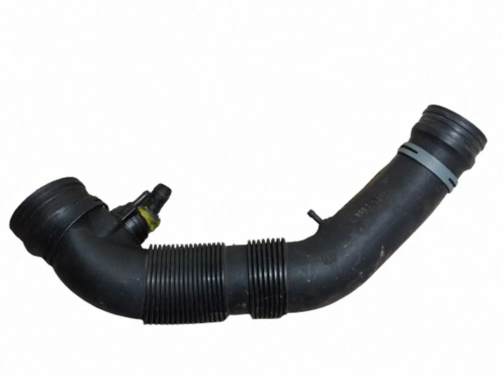 Air intake hose/pipe 1K0129684E