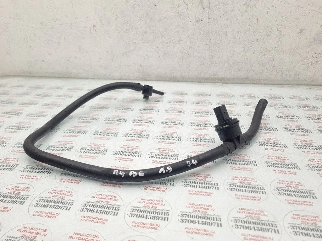 Fuel line pipe 038906081B