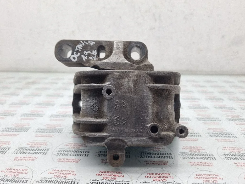 Dzinēja spilvens 1K0199262B