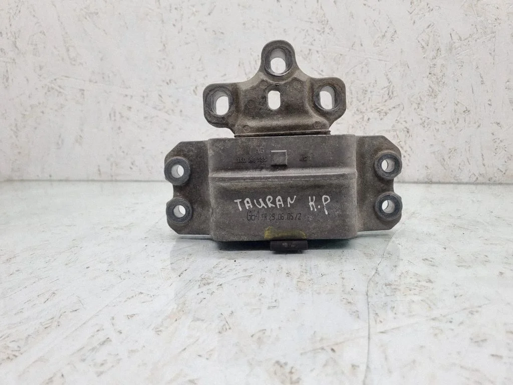 Engine mount bracket 1K0199555