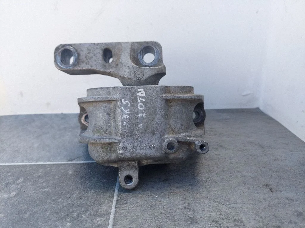 Mootoripadi 1K0199262AT