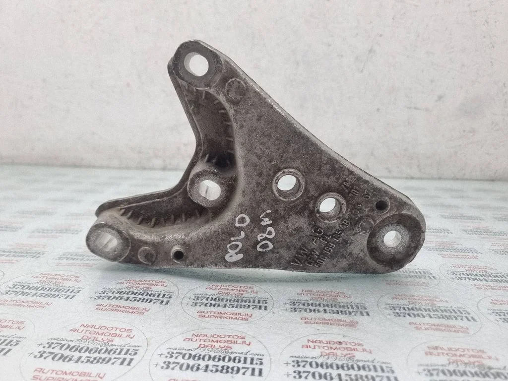 Mootori kinnituskronstein 6Q0199185AB