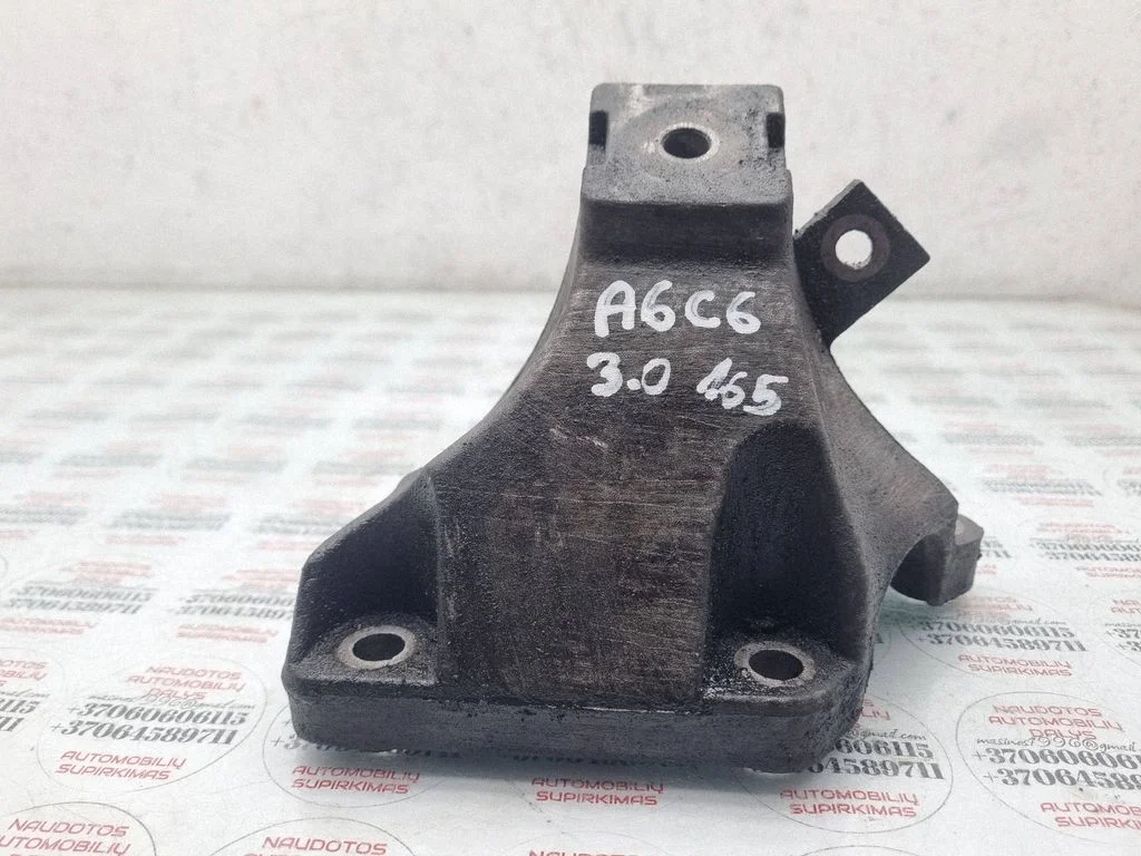 Mootori kinnituskronstein 4F0199308AB