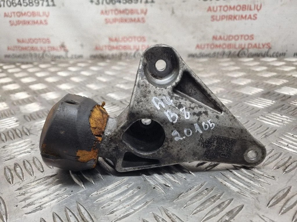 Dzinēja stiprinājuma kronšteins 8E0199343N