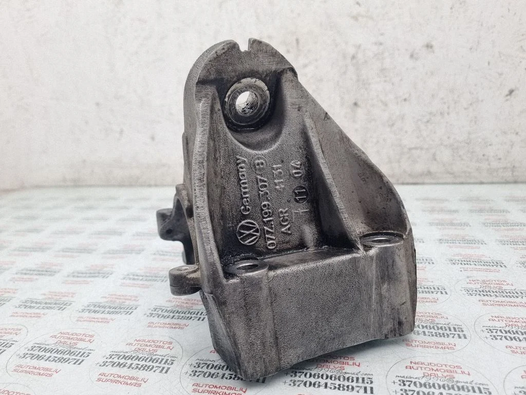 Mootori kinnituskronstein 07Z199307B