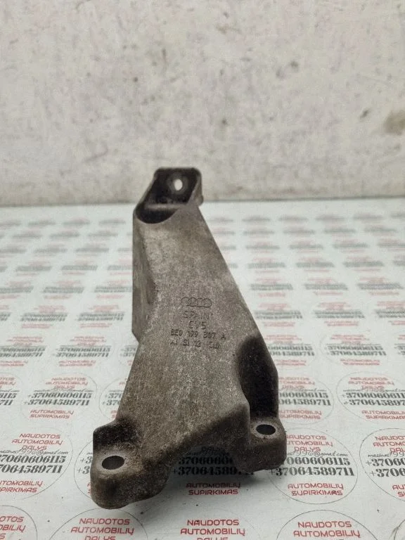 Mootori kinnituskronstein – Seat Exeo (3R) (2008-2013)
