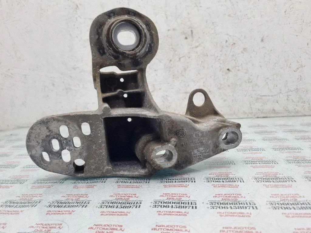 Engine mounting bracket 8E0199351M