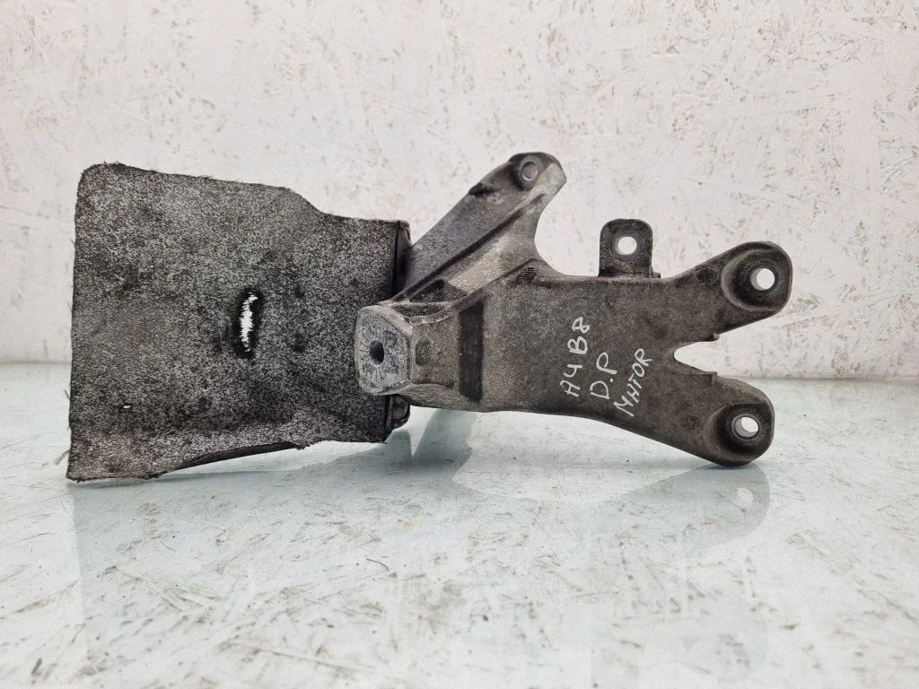 Engine mounting bracket 8K0199308C