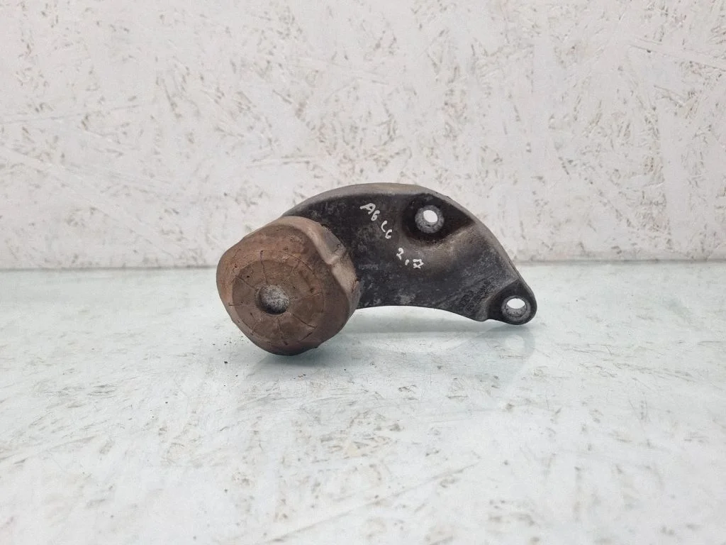 Engine mounting bracket 4F0199343M