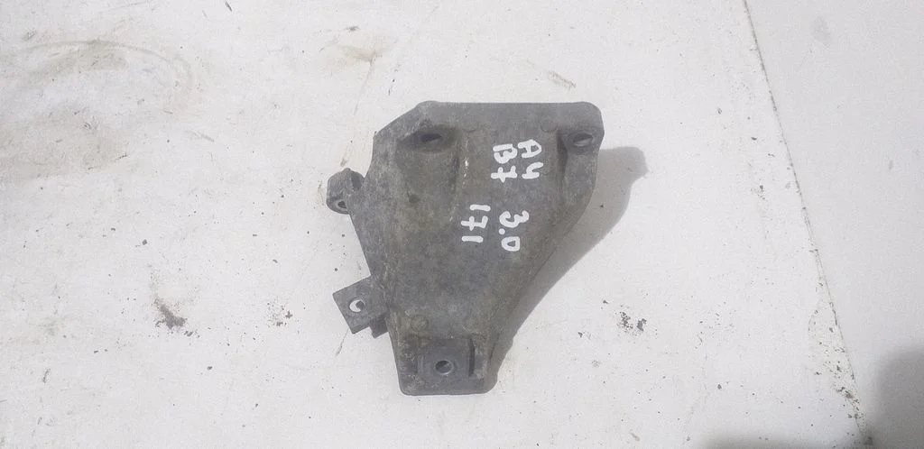 Engine mounting bracket 8E0199308AK
