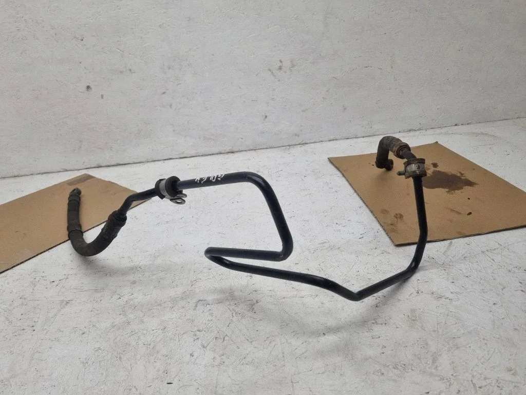 Power steering hose/pipe/line
