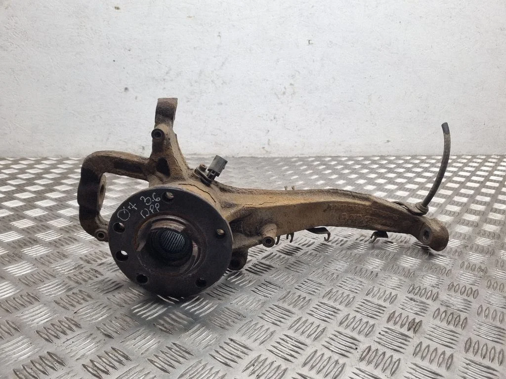 Front wheel hub spindle knuckle – Audi Q7 4L (2005-2015)