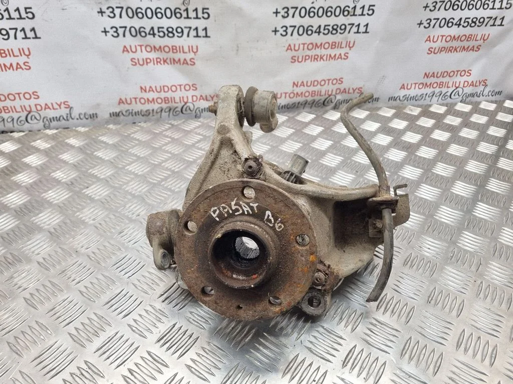 Front wheel hub spindle knuckle 3C0407258F