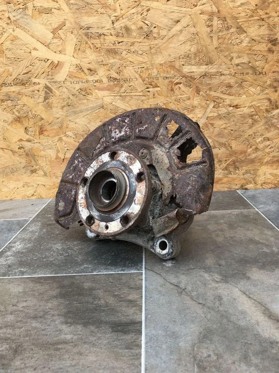 Front wheel hub spindle knuckle – Volkswagen Passat B6 (2005-2010)