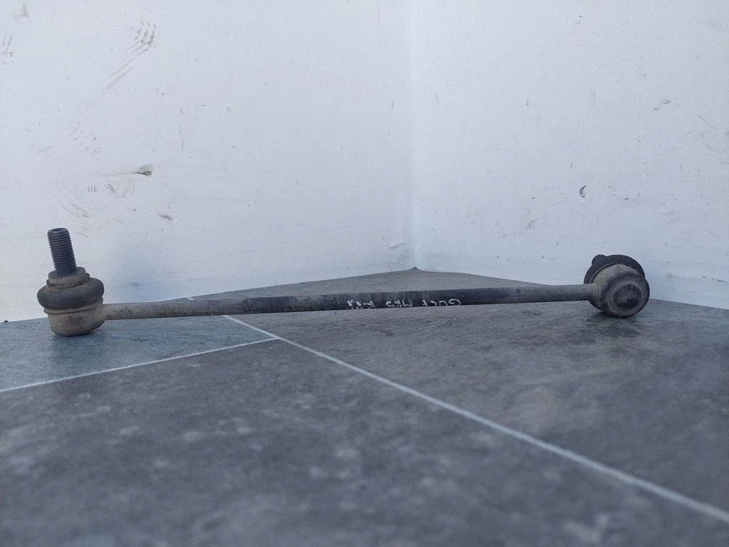 Łącznik stabilizatora przedni – Volkswagen Golf Plus (2005-2013)