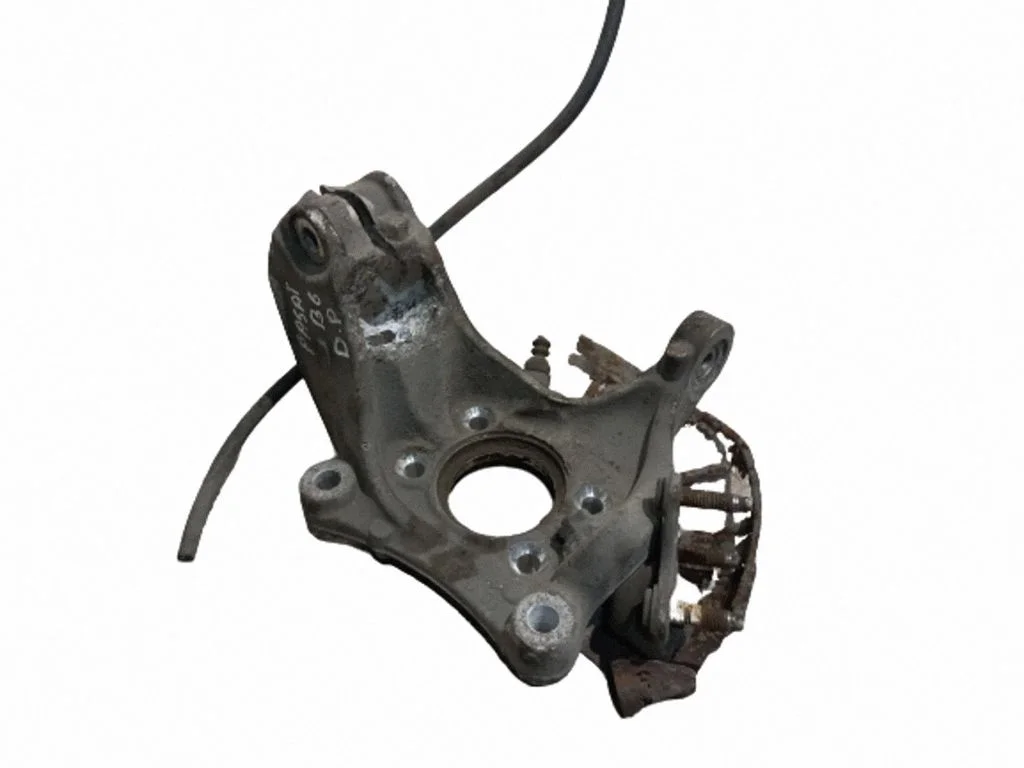 Front wheel hub – front right