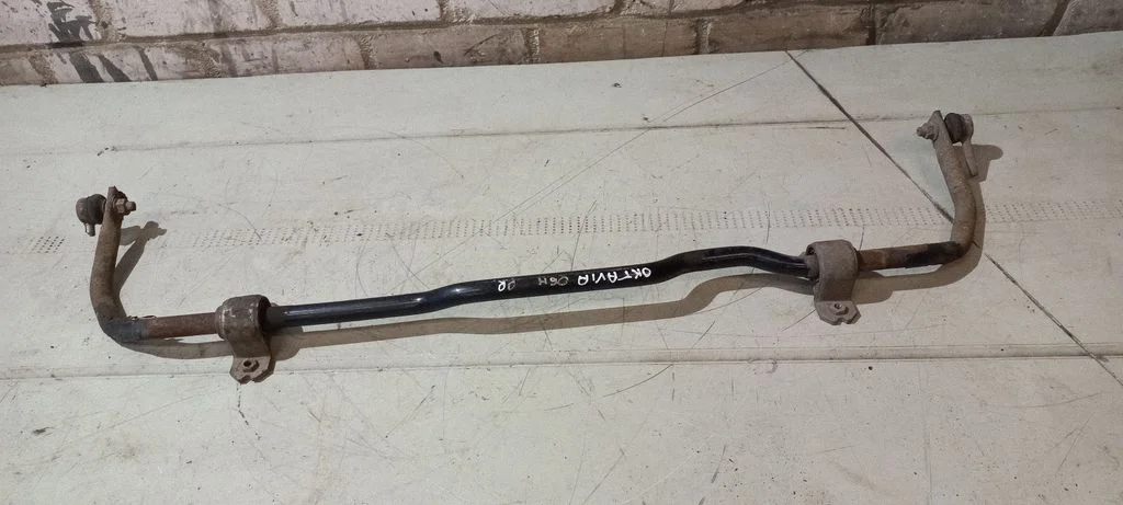 Priekšējais stabilizators – Skoda Octavia Mk2 (1Z) (2004-2013)