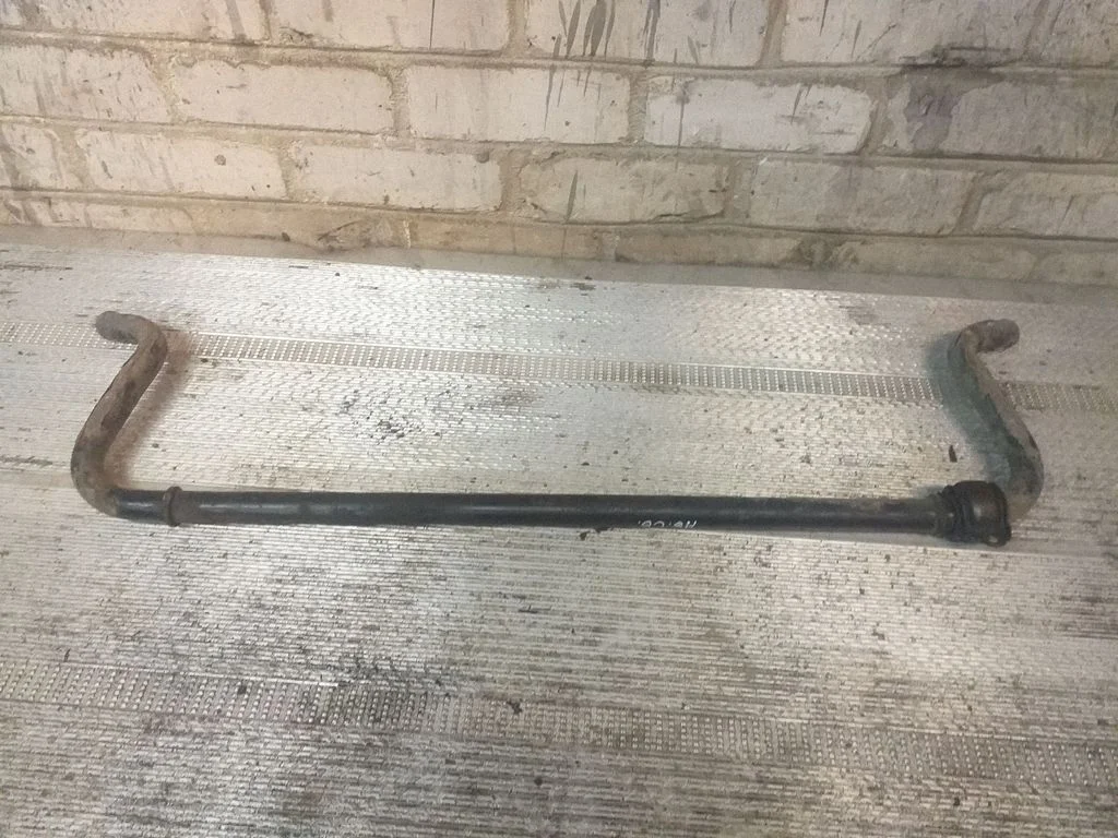 Eesmine stabilisaator (kaldevarras) – Audi A6 Allroad C6 (2006-2011)
