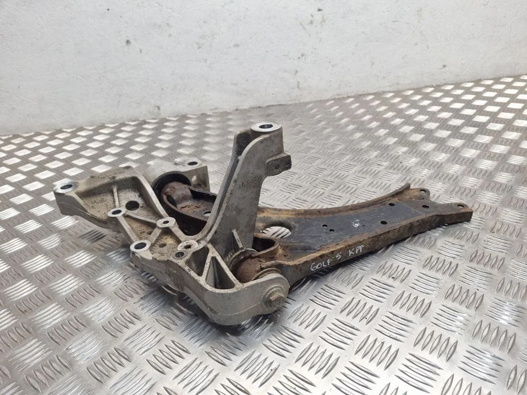 Front lower control arm/wishbone 1K0199295E