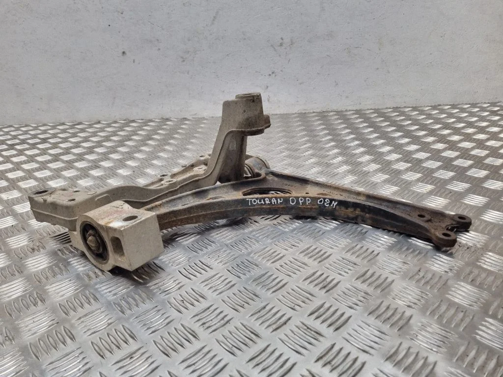 Front lower control arm/wishbone 1K0407153G