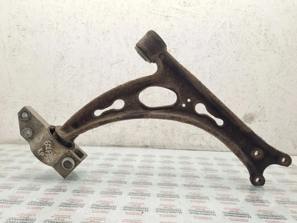 Front lower control arm/wishbone 1K0407153G