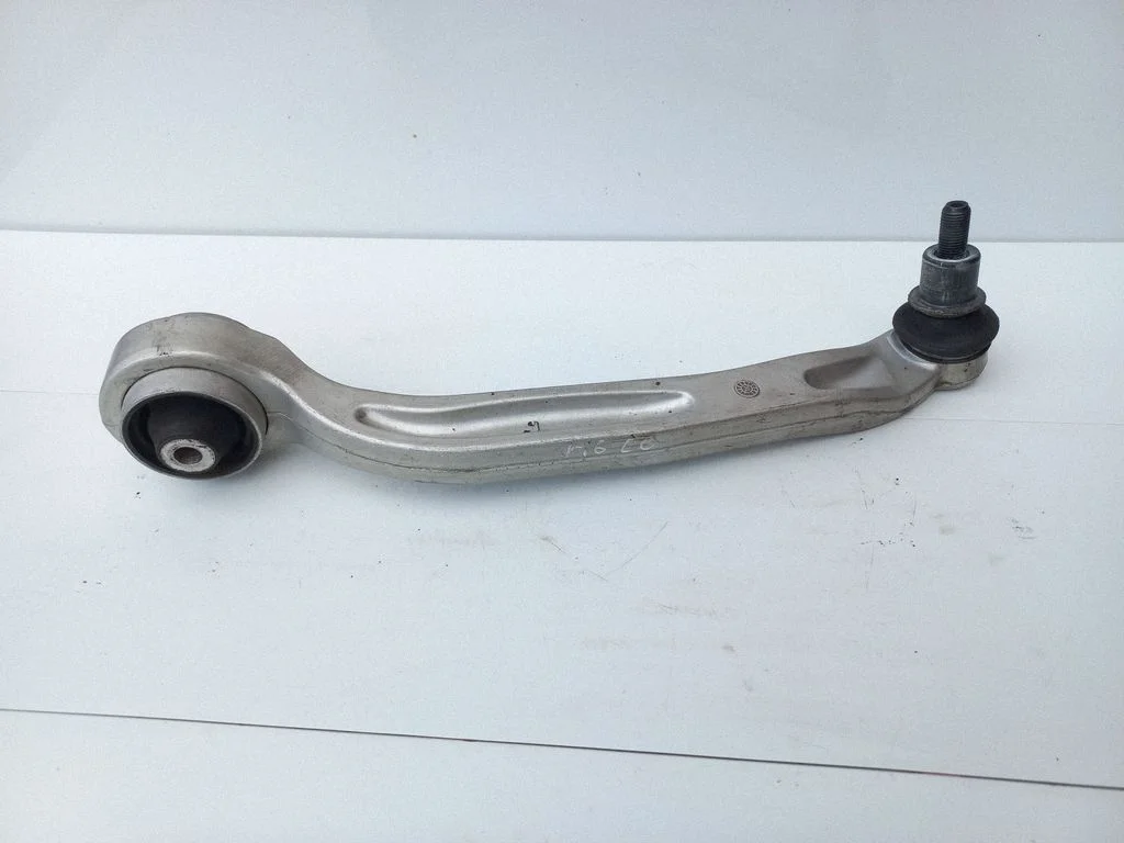 Front lower control arm/wishbone – front left