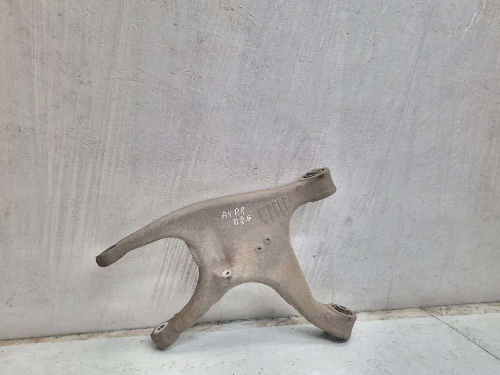 Tagumine õõtshoob 8K0505312J