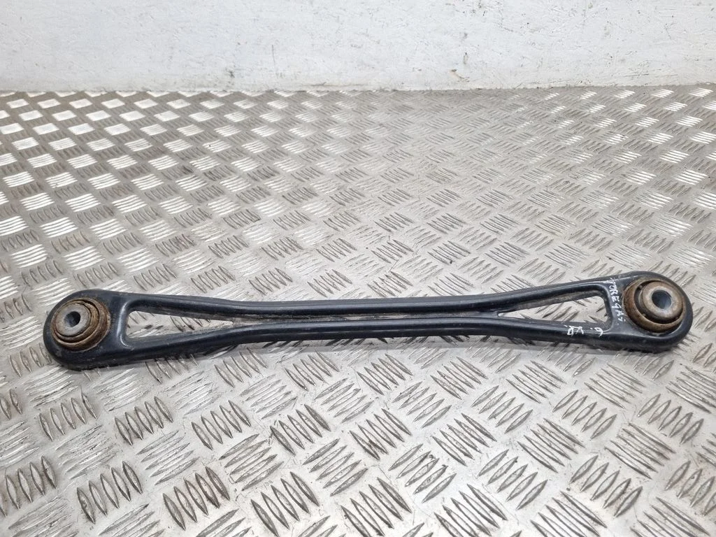 Rear upper control arm/wishbone 3930301AF