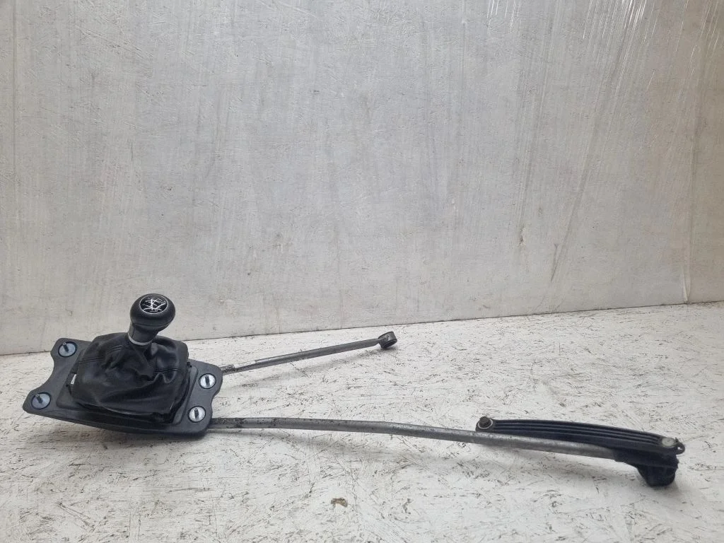 Gear selector mechanism 8K0711151C