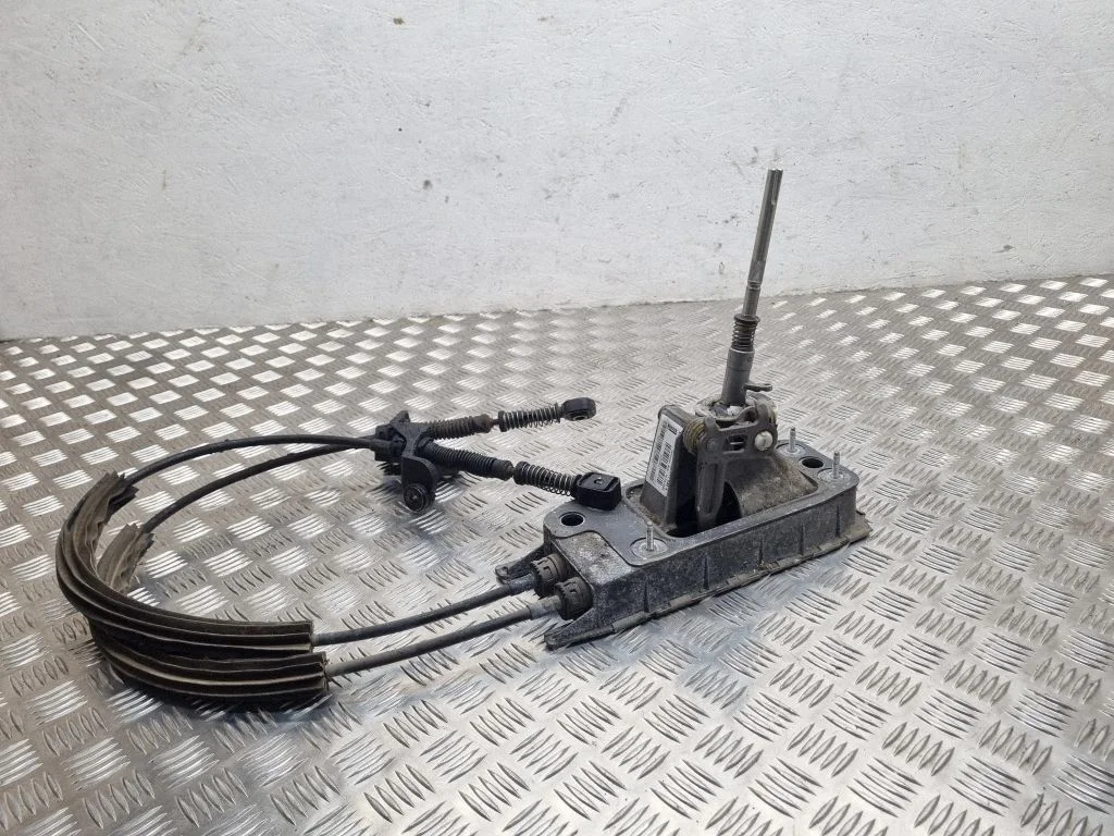 Mechanizm zmiany biegów (kulisa) 3C0711049S