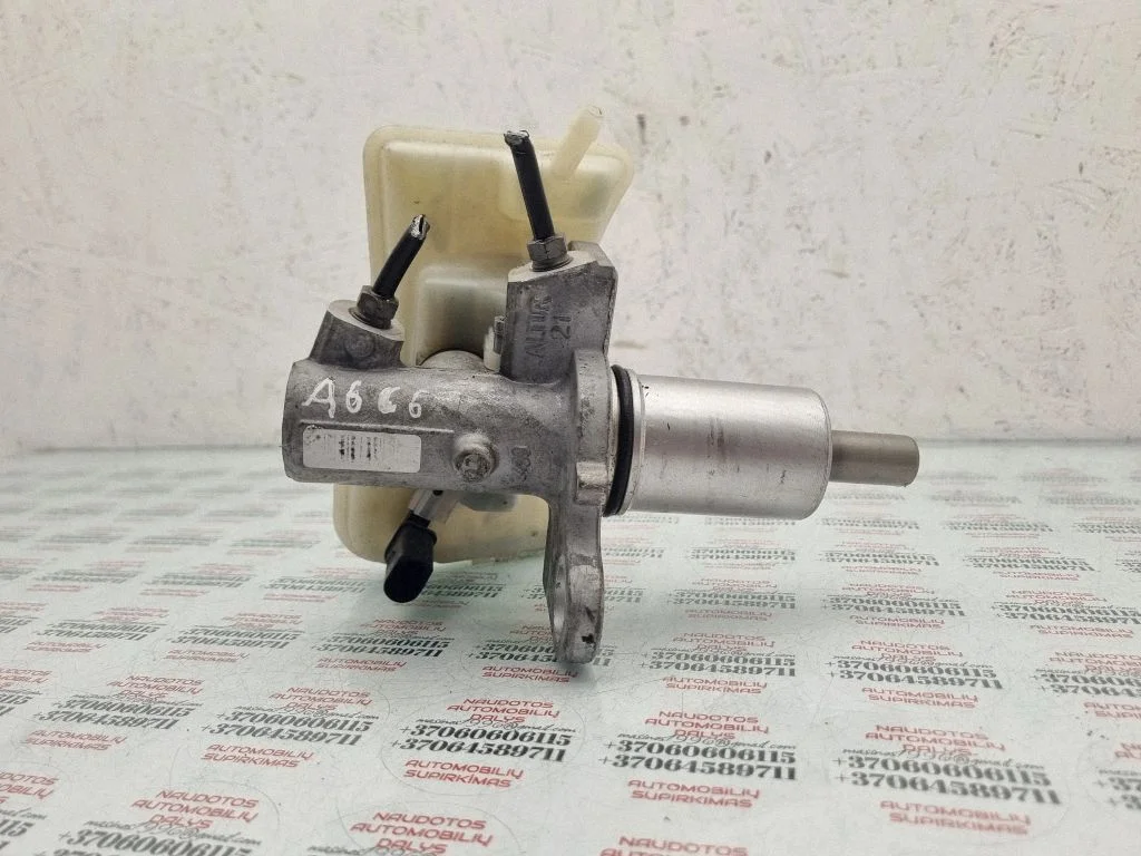 Clutch master cylinder