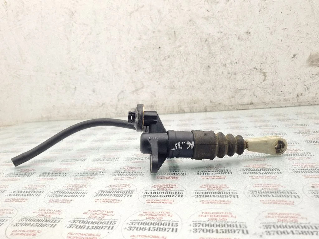Clutch master cylinder 8E1721401C