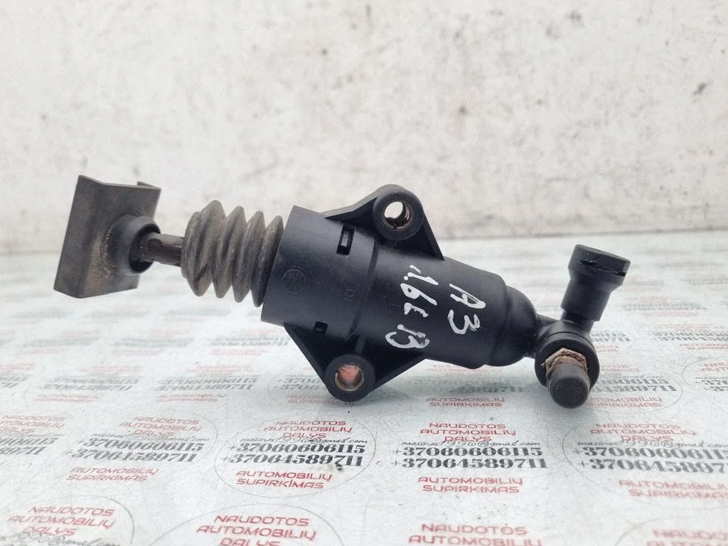 Clutch master cylinder 1J0721261F