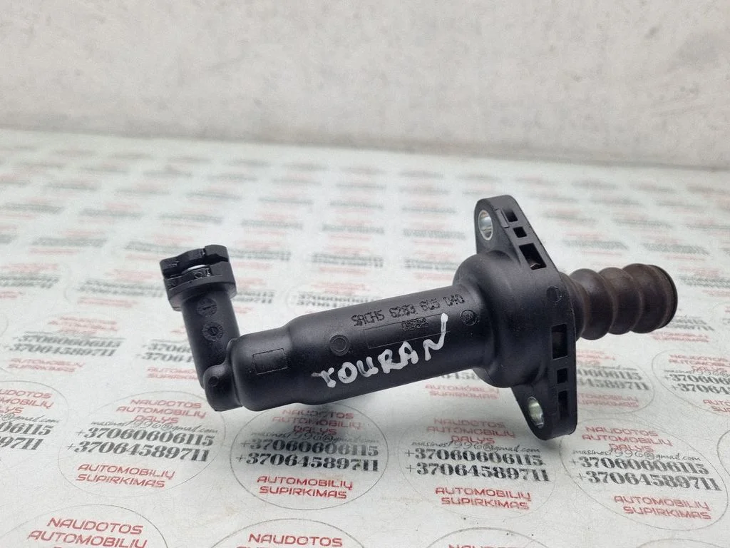 Clutch master cylinder 6283605040