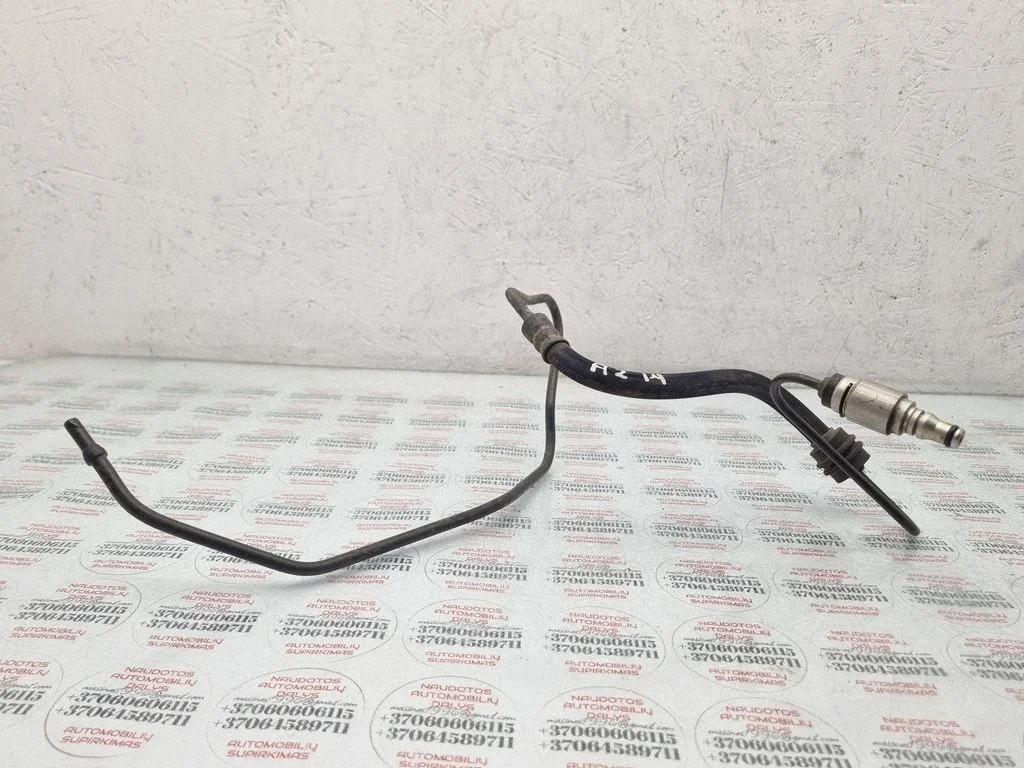 Clutch pipe/line