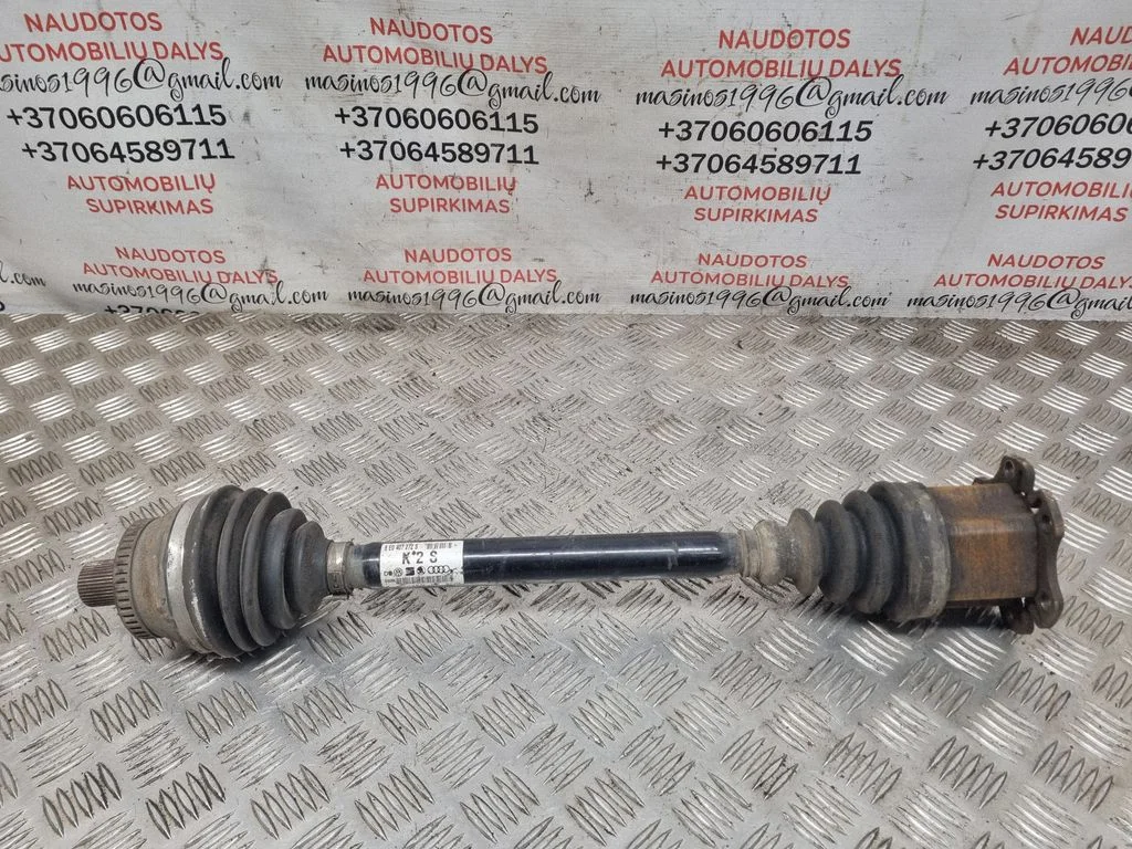 Front driveshaft 8E0407272S