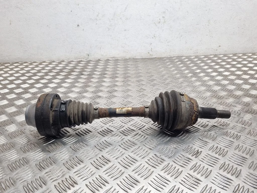 Front driveshaft – front left