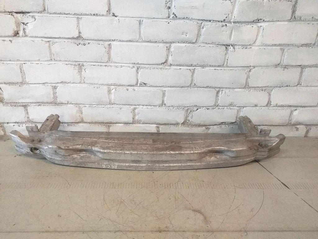 Esistange põikitala 4F0907133