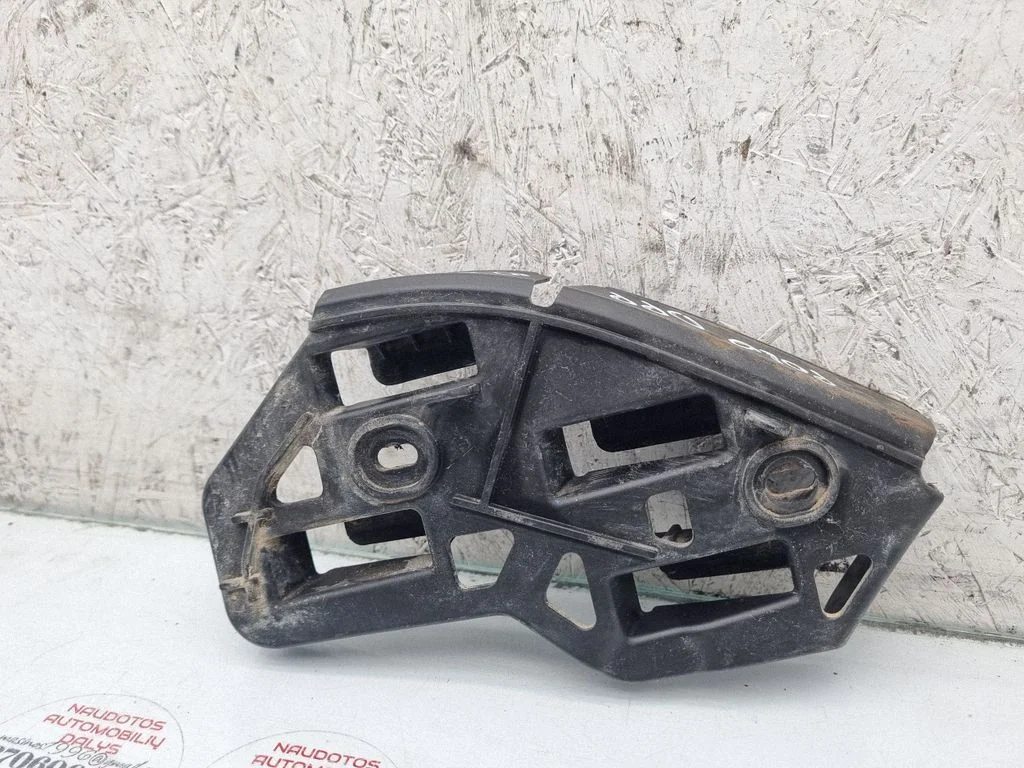 Front bumper mounting bracket – Volkswagen Polo IV 9N3 (2005-2009)